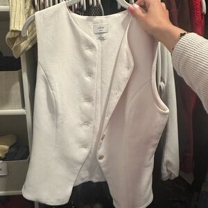 Aritzia Wilfred Cream Button-Front Sleeveless Vest